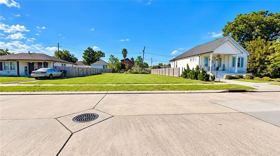 1540 Schnell Drive, Arabi, LA 70032 - #2