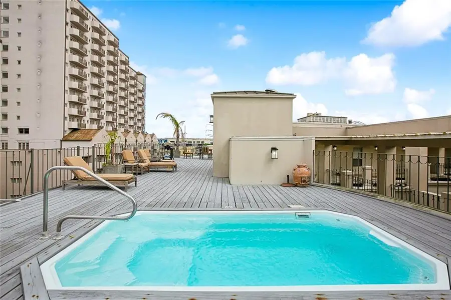 330 Julia Street #223, New Orleans, LA 70130 - #2