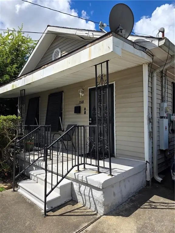 2008 France Street, New Orleans, LA 70117