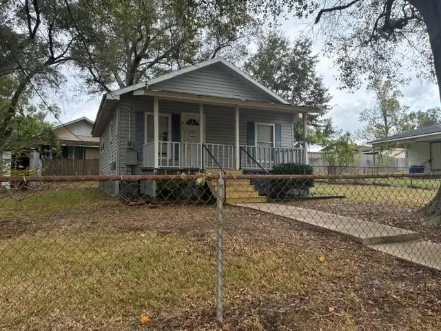 917 S. Elm Street, Hodge, LA 71247 - #1