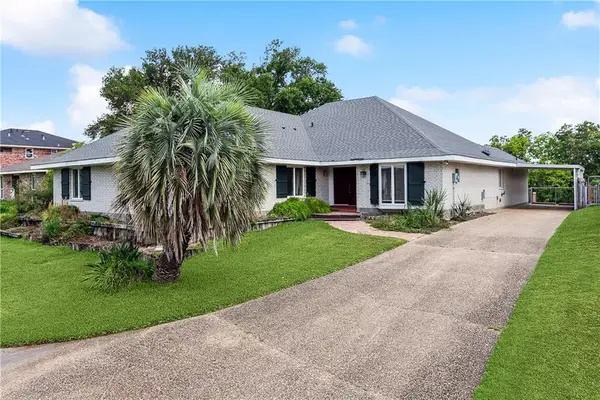 20737 Old Spanish Trail, New Orleans, LA 70126