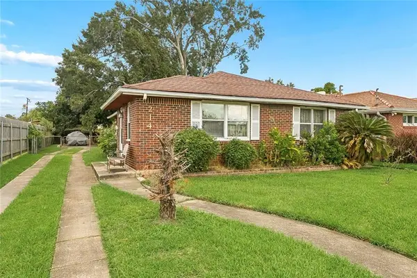 214 Arnold Avenue, River Ridge, LA 70123