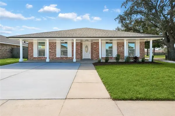 11100 Whiteside Road, New Orleans, LA 70128