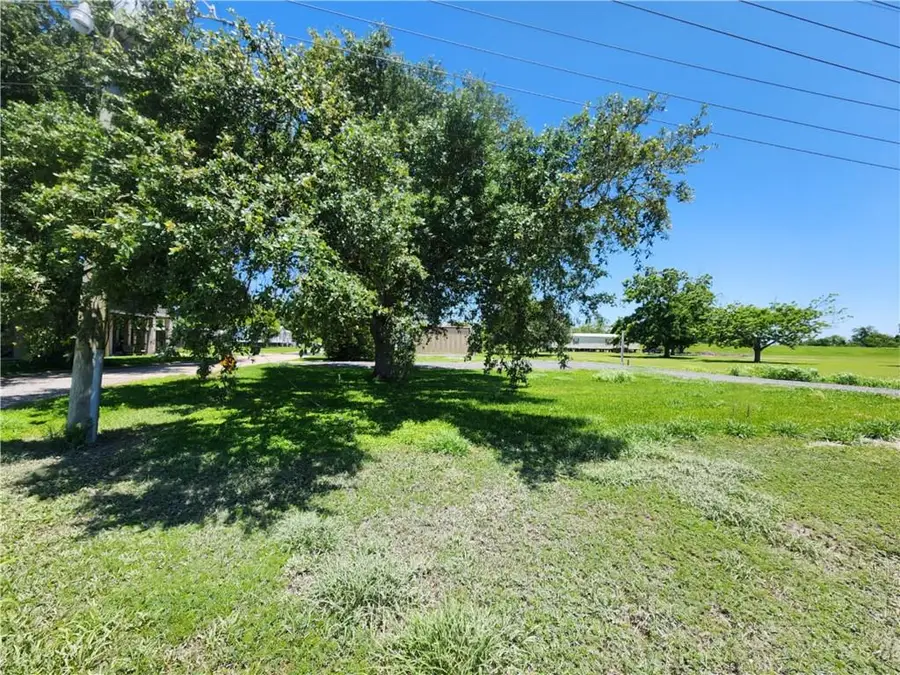 113 Oak Ridge Lane, Port Sulphur, LA 70083 - #3