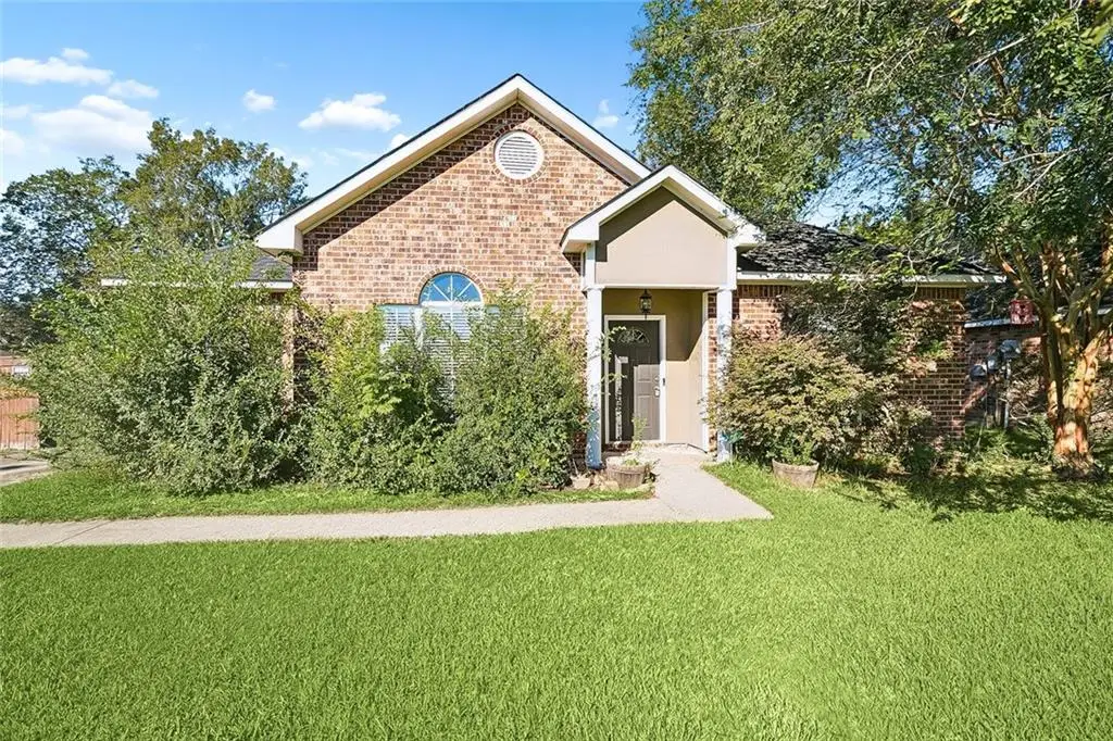 14409 Whispering Oaks Drive, Gonzales, LA 70737 - #1