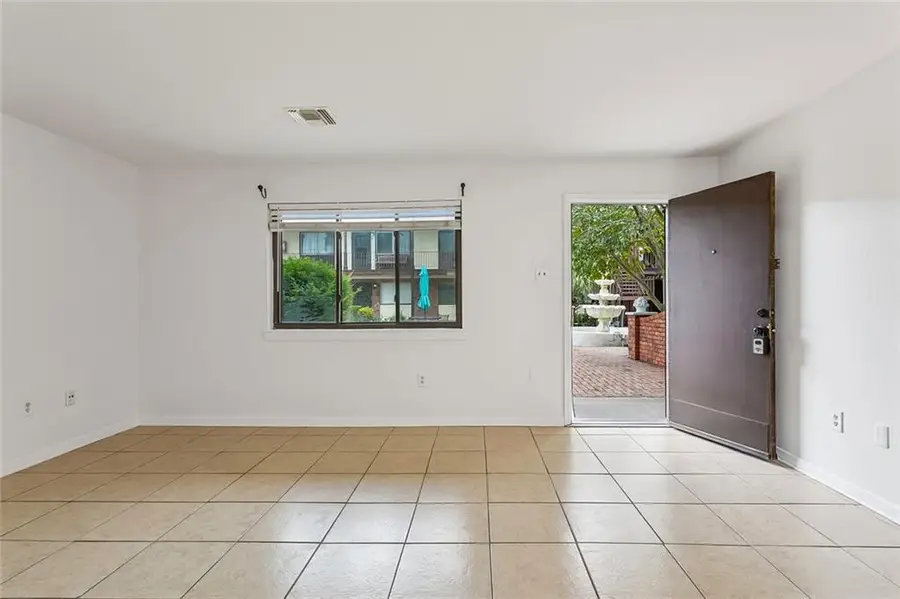 6901 Veterans Boulevard #10, Metairie, LA 70003 - #2