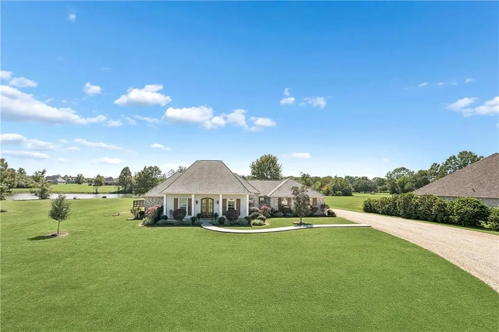221 Highland Crest Drive, Covington, LA 70434 - #1
