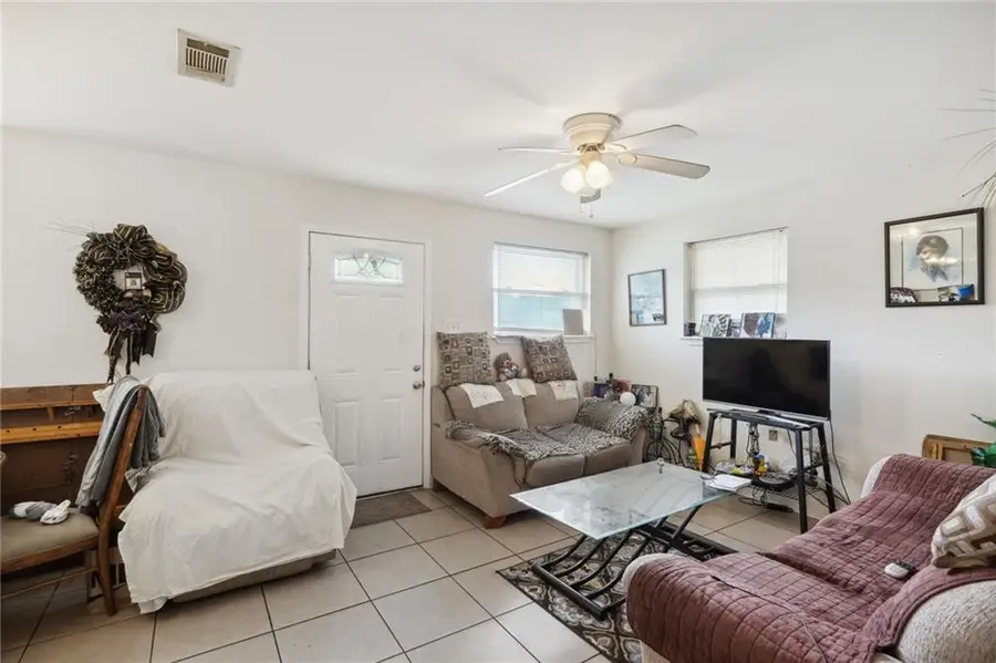 2404 06 New Orleans Street, New Orleans, LA 70119 - #3