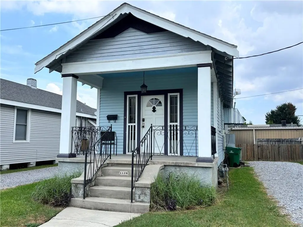 1129 Lafayette Street, Gretna, LA 70053 - #1