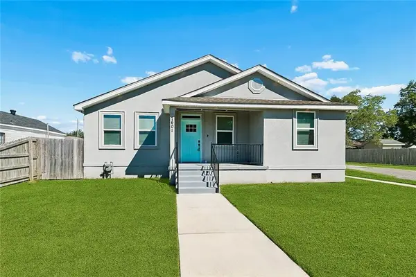 7601 Lacombe Street, New Orleans, LA 70127