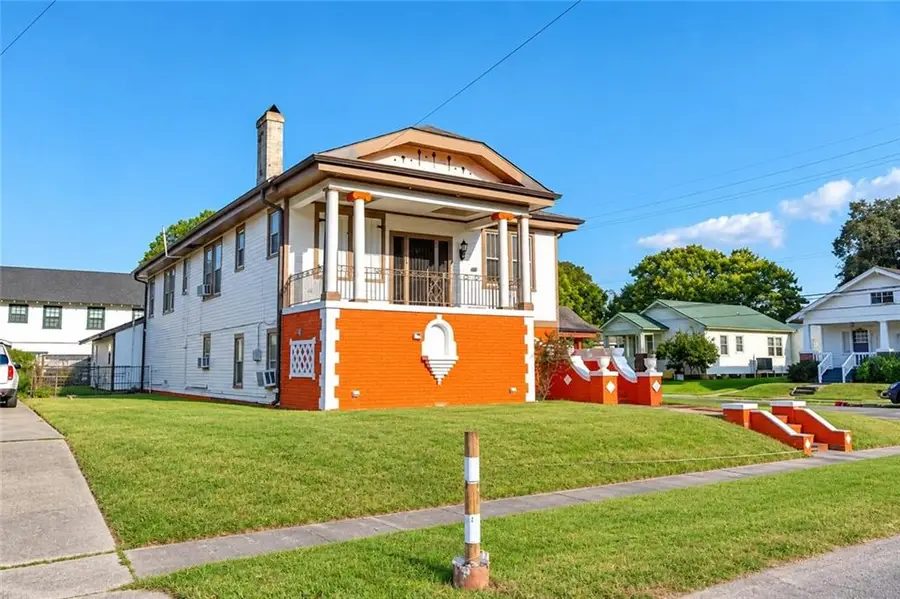 4201 Iris Street, New Orleans, LA 70122 - #2