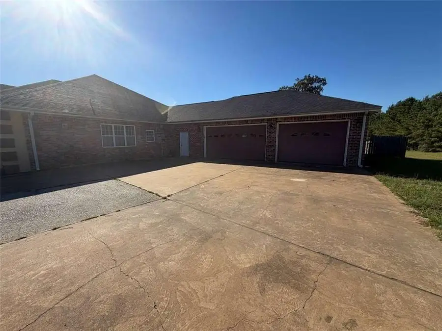 468 Roy Bridges Road, Leesville, LA 71446 - #2