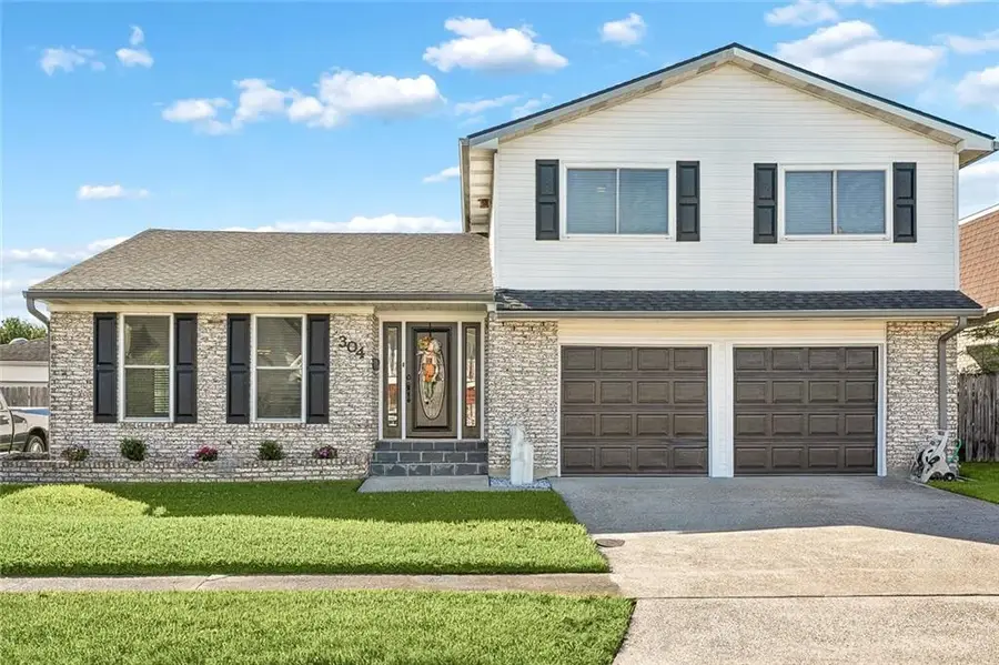 304 Bienville Drive, Gretna, LA 70056 - #2