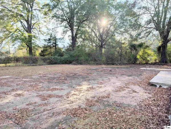 644 E Jefferson Avenue, Bastrop, LA 71221