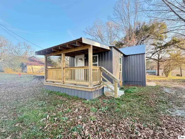 203 W Boulevard Street, Dubach, LA 71235