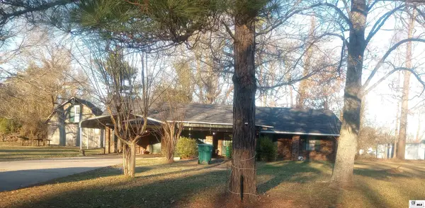 7453 Grabault Road, Bastrop, LA 71220