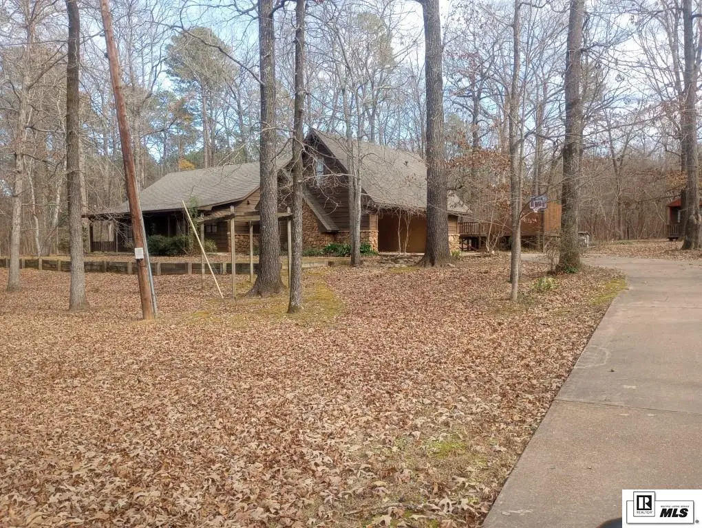 9016 Elmwood Drive, Bastrop, LA 71220 - Image #1