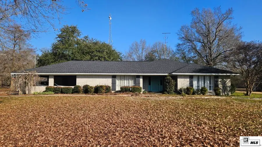 111 Burnside Drive, Tallulah, LA 71282 - #2