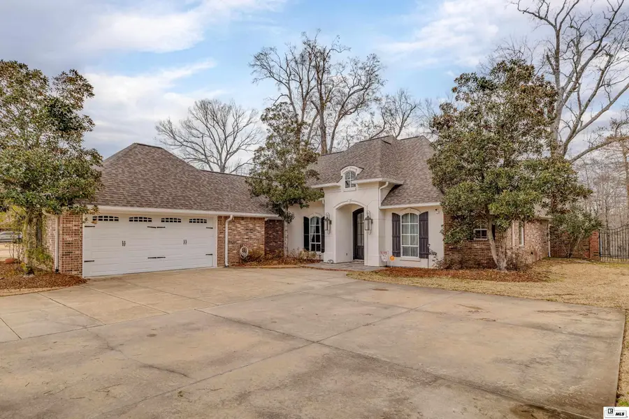 317 Raymond Drive, Monroe, LA 71203 - #2