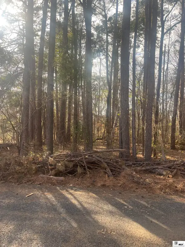 000 Twin Oaks Drive, West Monroe, LA 71291-0000