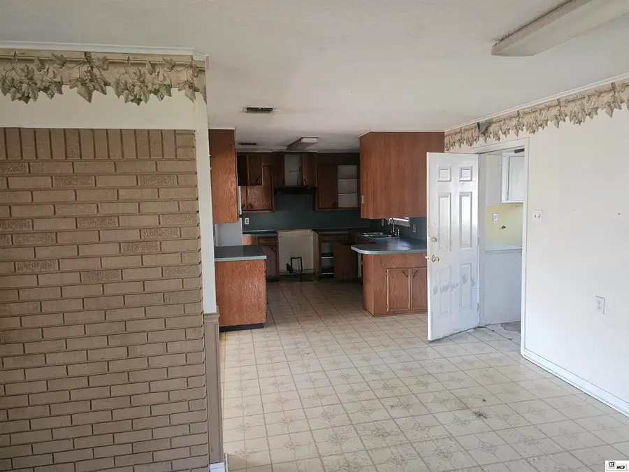 203 Rosewood Drive, Monroe, LA 71203 - #3