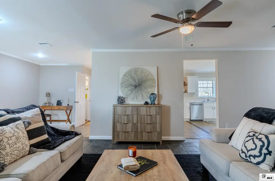 228 Eisenhower Drive, Monroe, LA 71203 - #2