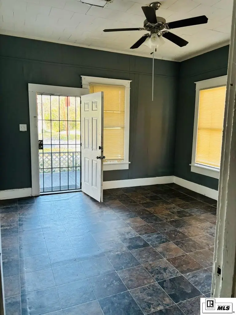 2601 South Grand Street, Monroe, LA 71202 - #2