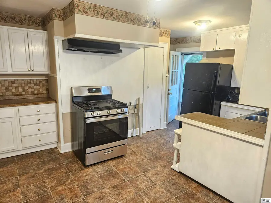 300 Anderson Street, West Monroe, LA 71292 - #2