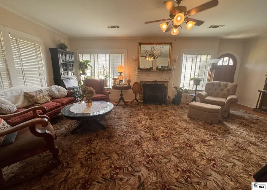 504 W Main Street, Oak Grove, LA 71263 - #2