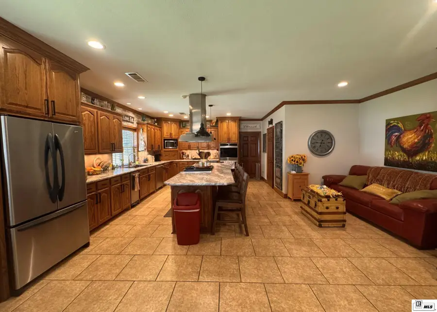 504 W Main Street, Oak Grove, LA 71263 - #3