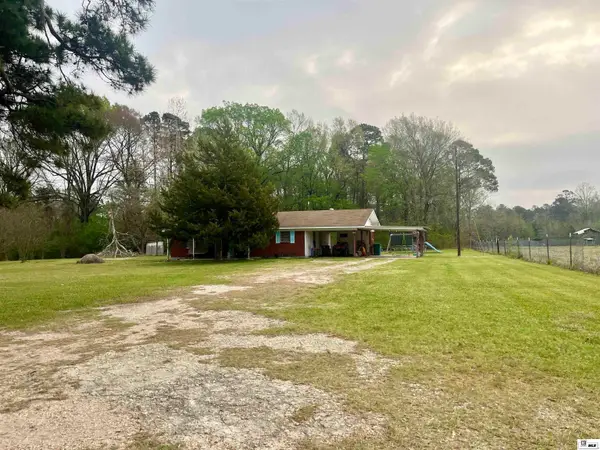 16246 Hughes Chapel Road, Bastrop, LA 71220
