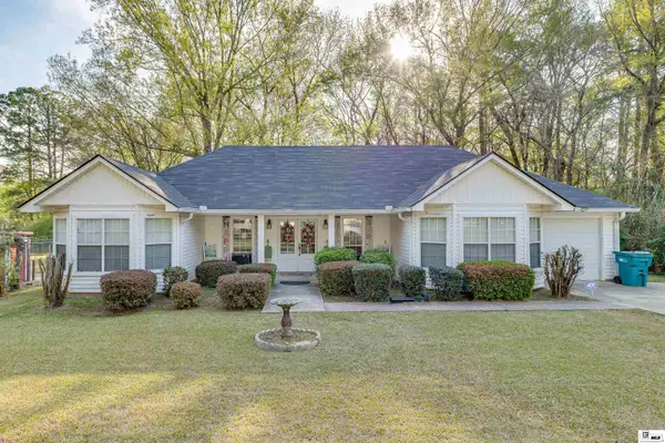 916 Buatt Street, Bastrop, LA 71220