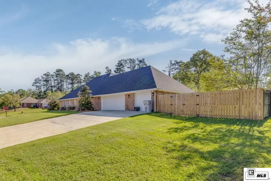 100 Stratford Circle, West Monroe, LA 71291 - #3