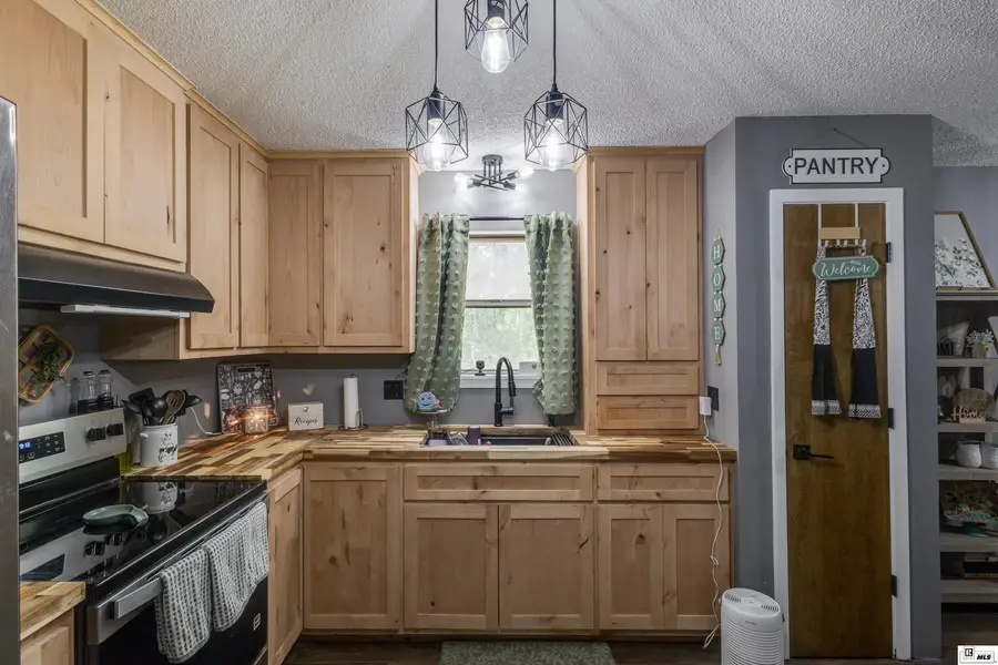 162 W B Nelson Road, West Monroe, LA 71292 - #3