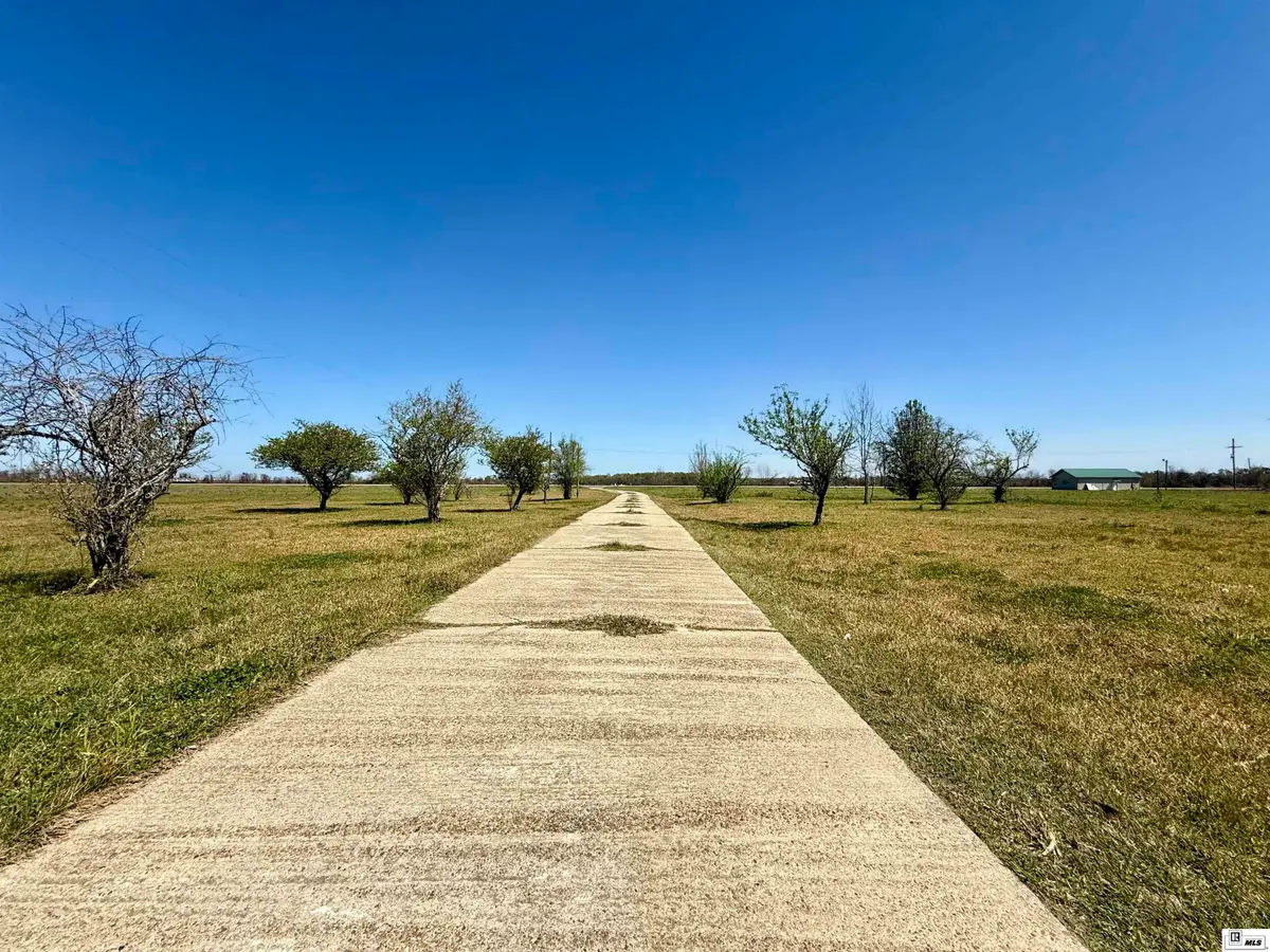 3252 S Highway 165, Monroe, LA 71202 - #1