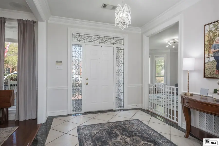 3919 Jefferson Davis Drive, Monroe, LA 71201 - #3