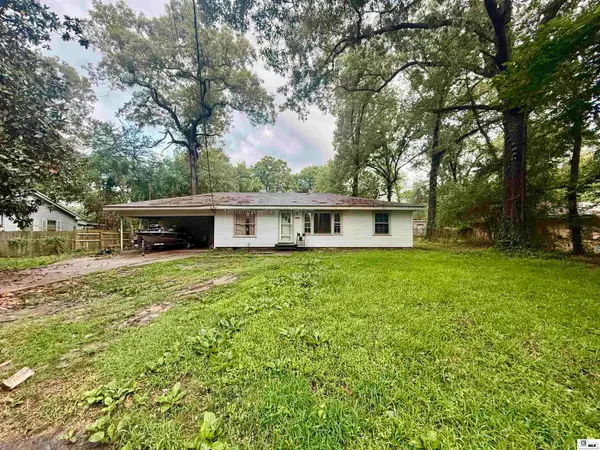 105 Oakdale Avenue, Bastrop, LA 71220