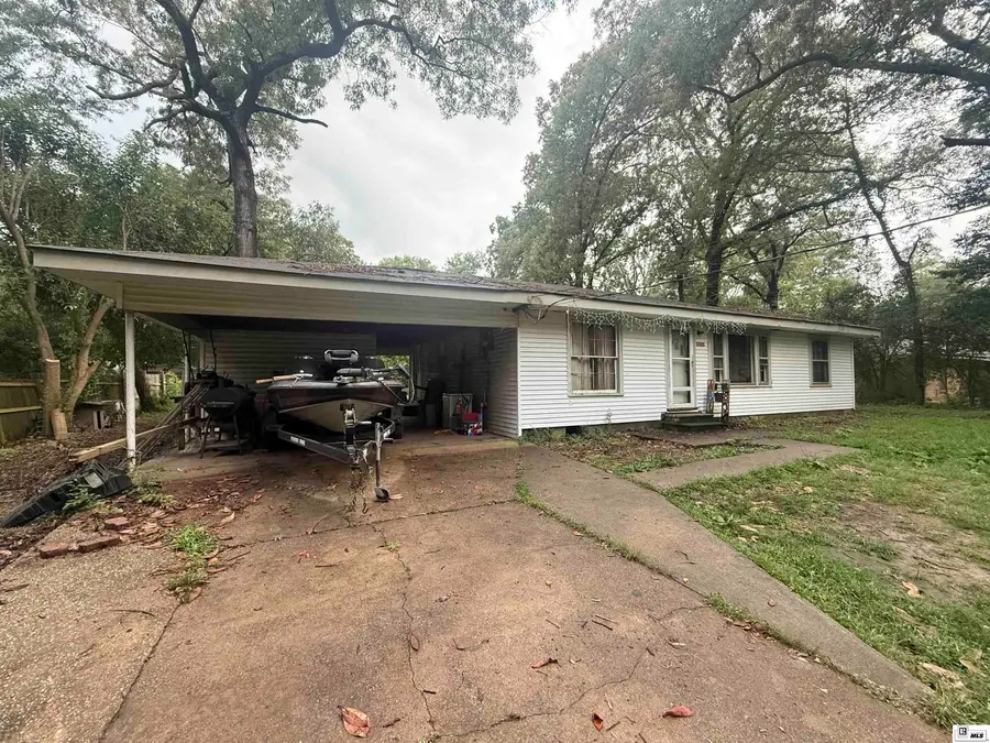 105 Oakdale Avenue, Bastrop, LA 71220 - #3