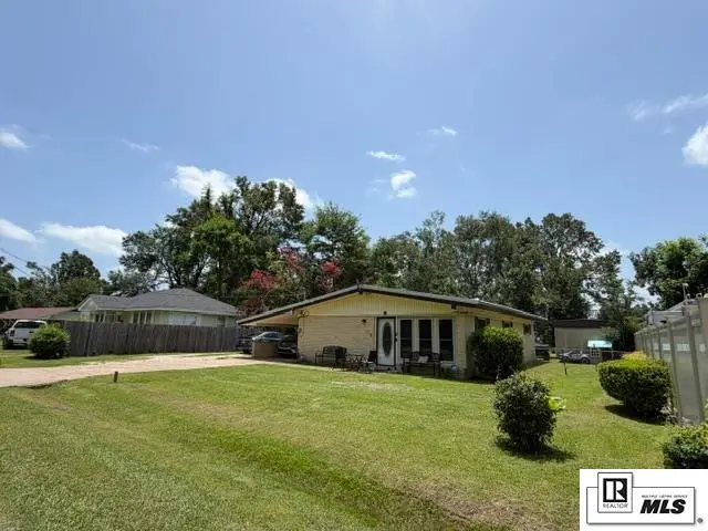 207 E College Street, Delhi, LA 71232 - #2