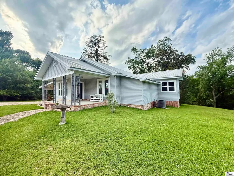 424 W Main Street, Winnfield, LA 71483 - #2