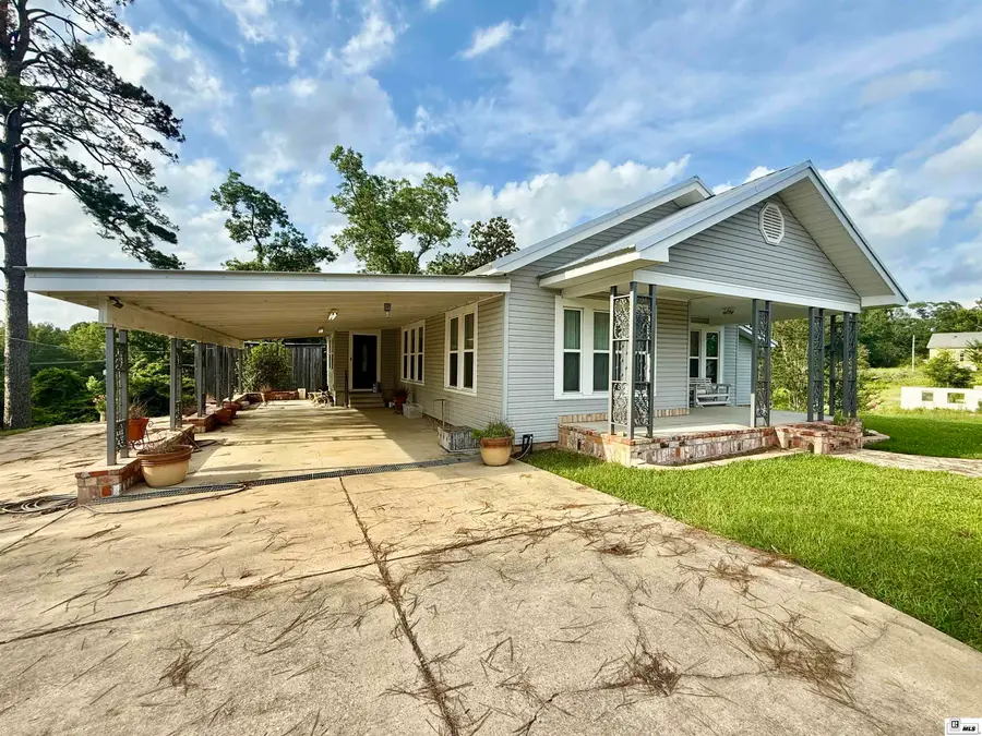 424 W Main Street, Winnfield, LA 71483 - #3