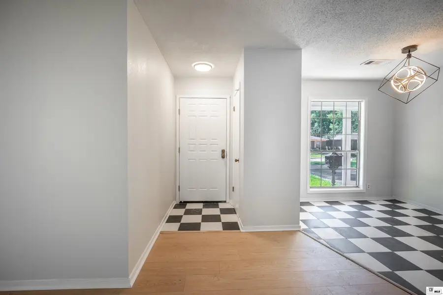 509 Birchwood Drive, Monroe, LA 71203 - #3