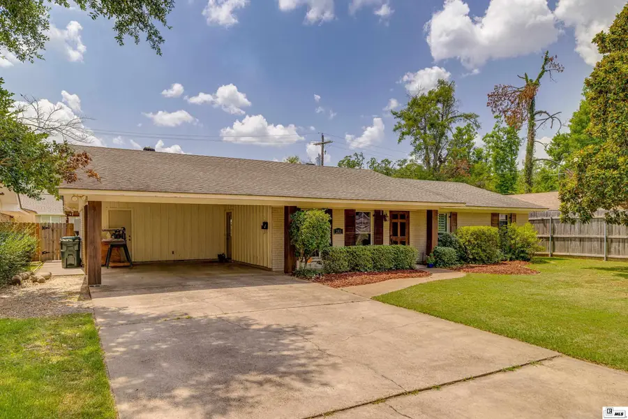 2113 Edgewood Drive, Monroe, LA 71201 - #2