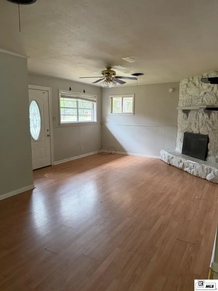 122 Westchester Drive, Monroe, LA 71203 - #3