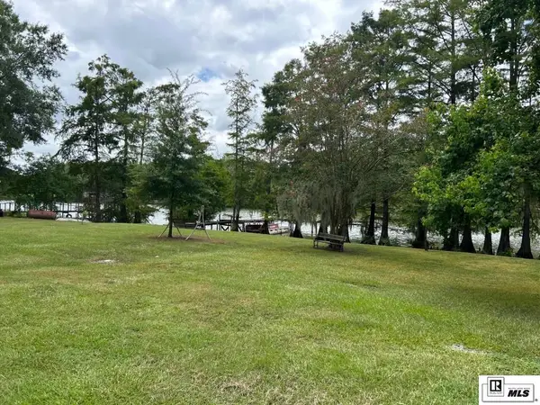 752 Puckett Bend Road, Columbia, LA 71418