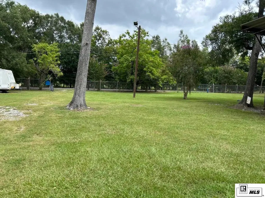 752 Puckett Bend Road, Columbia, LA 71418 - #3