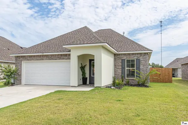 106 Brownstone Court, Sterlington, LA 71280
