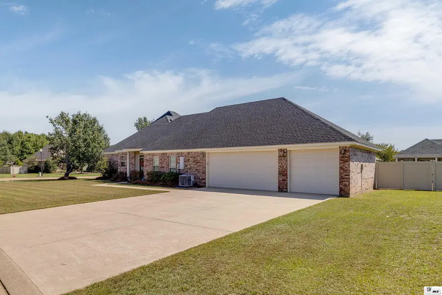 425 Bunker Lane, Monroe, LA 71203 - #3