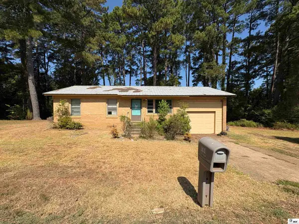 1101 Pine Drive, Farmerville, LA 71241