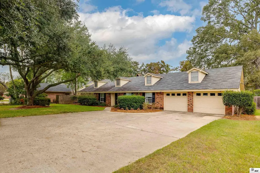 313 Raymond Drive, Monroe, LA 71203 - #3